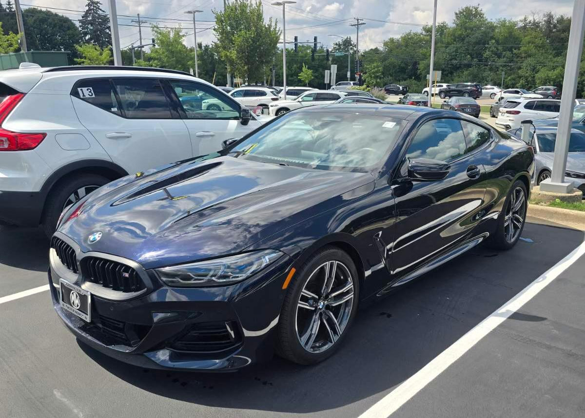 BMW 8-Series 850m