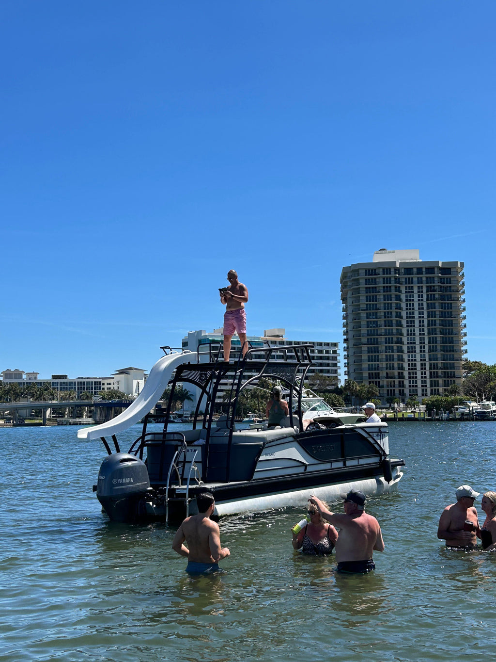 Entertainment Pontoon